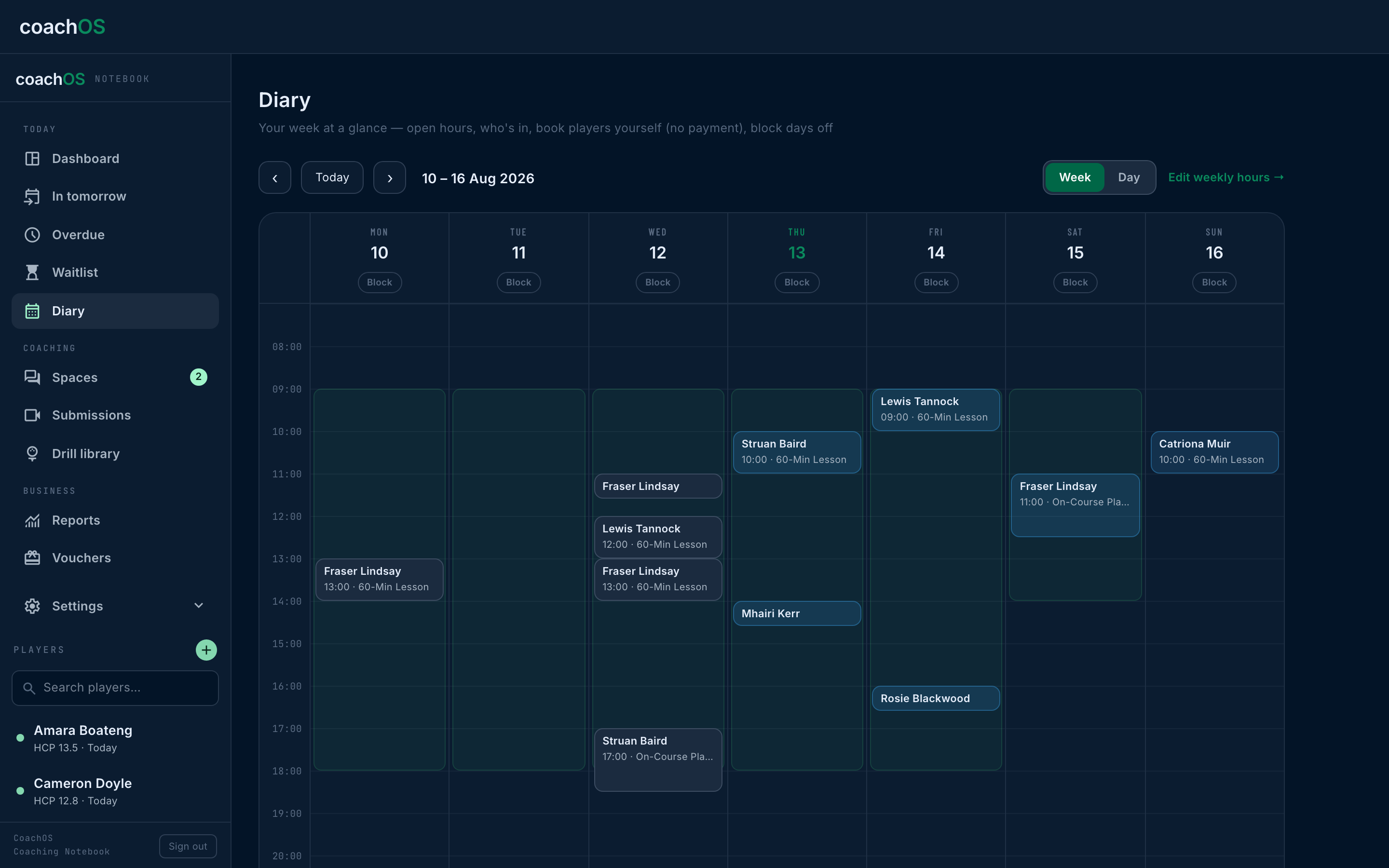 The CoachOS diary: a coach's week with lessons booked across it and free time between them.